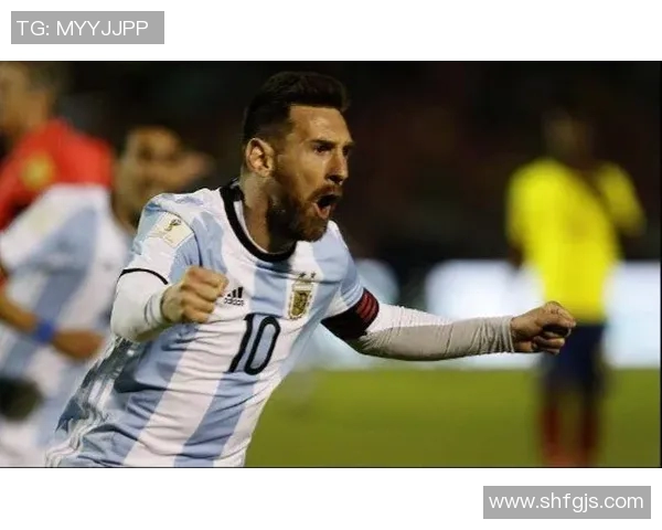 第十一号球星的传奇之路 谁才是这位足球巨星的真正主人